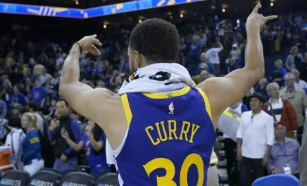 Warriors 'aplasta' a Hornets y asegura cetro divisional en la NBA