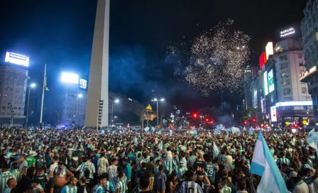 Aficionado celebra título de Racing con el cráneo de su abuelo 