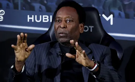 Pelé, hospitalizado en París tras su encuentro con Mbappé