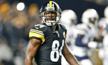 Antonio Brown 'explota' en redes sociales y ataca a JuJu Smith