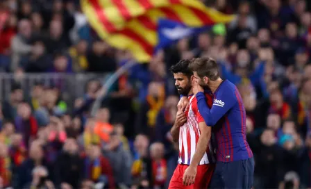 Piqué habría aconsejado a Diego Costa tras insulto contra árbitro