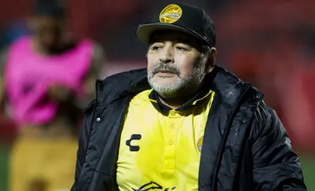 Exesposa de Maradona lo demanda por violencia psicológica