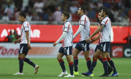 Chivas exhibe la tristeza de sus jugadores tras derrota vs Lobos