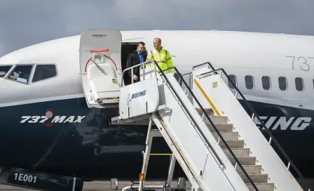 Equipo de futbol inglés es desalojado de avión por actitud agresiva