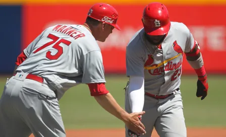 Cardinals vence a Reds y dividen la serie en México