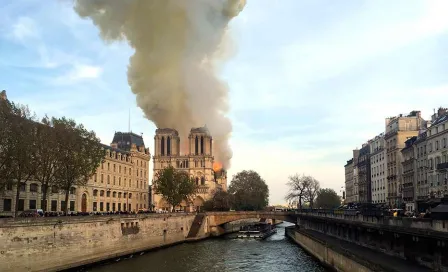 Catedral de Notre Dame sufre gran incendio 