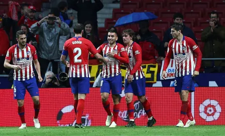 Atlético de Madrid pospone coronación del Barça al vencer al Valencia 