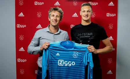 Fichaje de Ajax, obligado a 'hacer planas' tras hablar mal del club