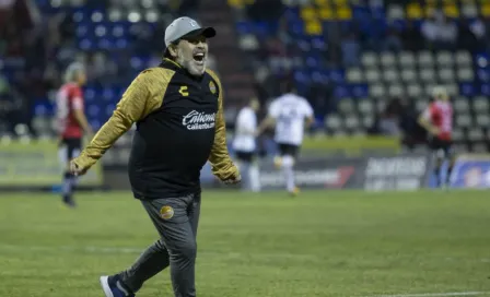 Maradona ve a Dorados peleando por el título en Primera División