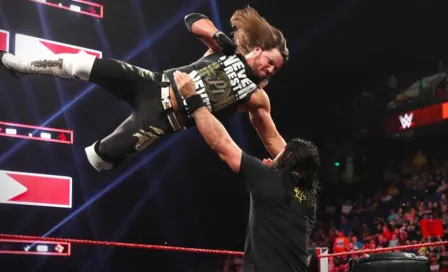 AJ Styles y Seth Rollins firman contrato para lucha por título Universal