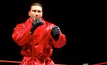 Ken Shamrock se visualiza como Campeón de Impact