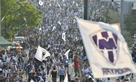 Fan de Rayados, asesinado en festejos de título de Concachampions