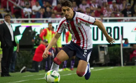 Chivas hace válida la opción de compra de Van Rankin 