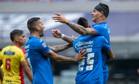 Cruz Azul rescata empate ante Morelia y extiende racha invicta