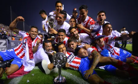 Atlético de San Luis festeja su ascenso a Liga MX con magno desfile