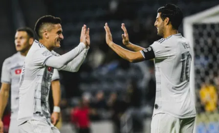 Vela firma brillante gol en triunfo de LAFC contra Columbus Crew