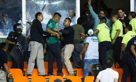 Aficionados protagonizan bronca en el Estadio León