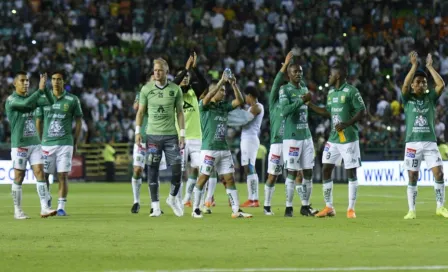 León conmemora récord de 12 victorias consecutivas con playera especial