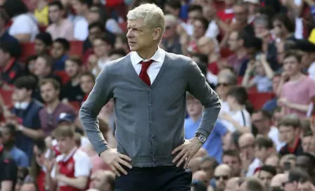 Arsene Wenger pone en duda su continuidad como DT 