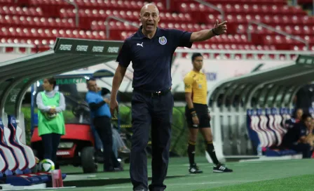 Luis Manuel Díaz deja de ser DT de Chivas Femenil