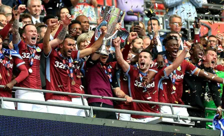 Aston Villa regresa a la Premier League después de tres años 