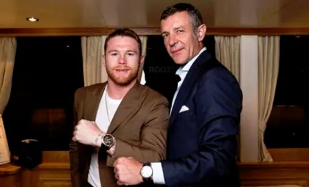 Canelo Álvarez presume reloj de más de 3 millones de pesos