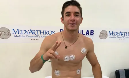 Jugadores de Chivas se presentan a exámenes médicos