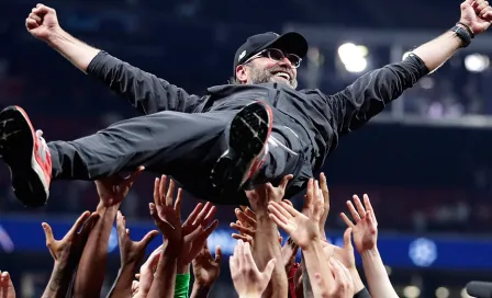 Liverpool buscaría 'amarrar' a Klopp 