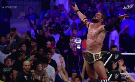 Finn Bálor retuvo Campeonato Intercontinental vs Andrade en Super Showdown 