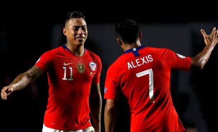 Chile arranca Copa América con goleada frente a Japón