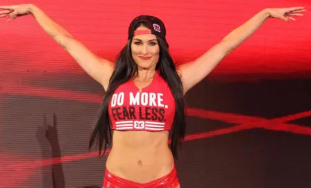 Nikki Bella se retira de la lucha libre por quiste en el cerebro