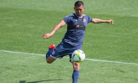 Elías Hernández se reintegra de lleno a los entrenamientos con Cruz Azul