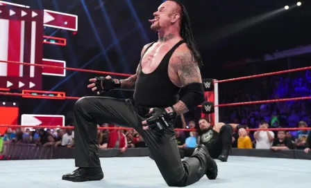 The Undertaker regresó a RAW para atacar a Shane McMahon