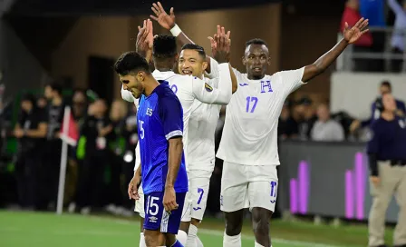 Honduras golea a El Salvador y lo elimina de la Copa Oro