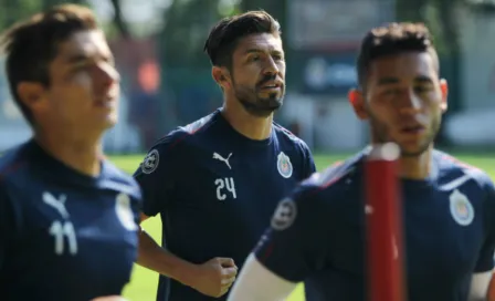 Oribe Peralta, convocado con Chivas para jugar contra River Plate