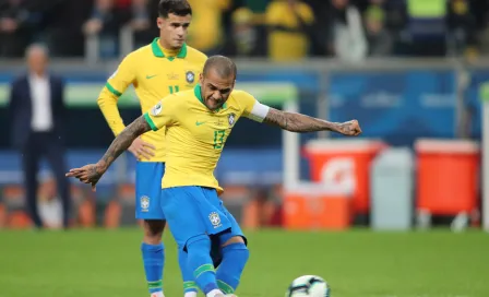   Dani Alves: 'Nos hemos sacado un trauma de encima'