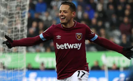 Chicharito: "Mi enfoque siempre ha sido el futbol y no estoy distraído"