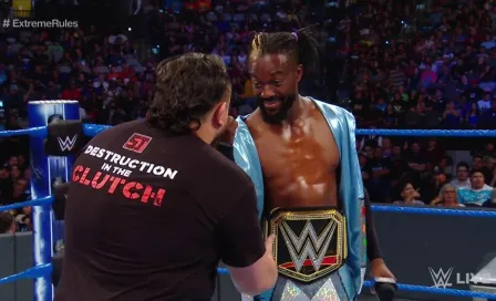 Kofi Kingston cobró venganza de Samoa Joe en SmackDown