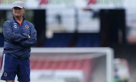 Enrique Meza reveló que Veracruz ya no tiene adeudos con sus jugadores 