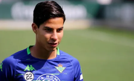 Diego Lainez realizó pruebas médicas con el Betis