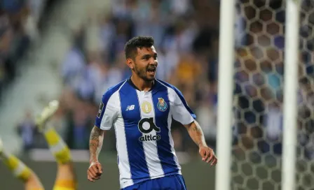 Tecatito Corona brilló con triplete en partido amistoso del Porto