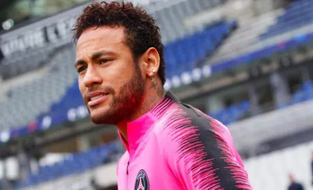 Fans del PSG piden buen acuerdo para que Neymar salga del club