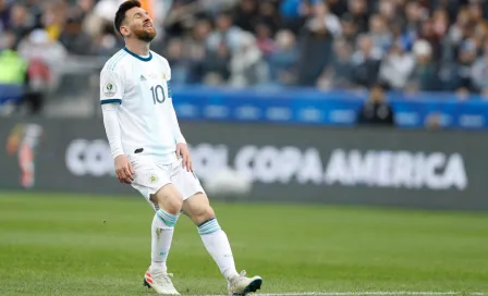 Conmebol daría dos juegos de suspensión a Lionel Messi