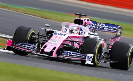 Checo Pérez terminó en el último lugar del GP de Gran Bretaña