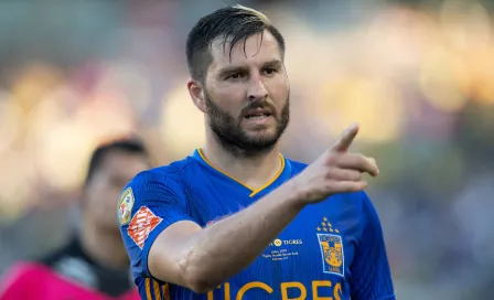 Gignac felicitó a Ménez por título de Campeón de Campeones 