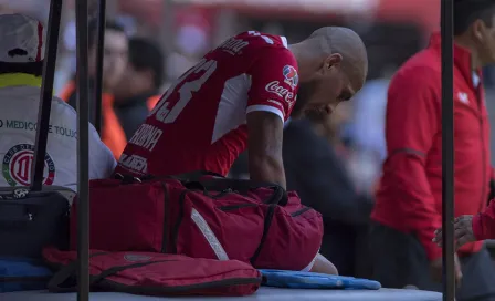 Jonatan Maidana se resintió de lesión y sería baja un mes en Toluca