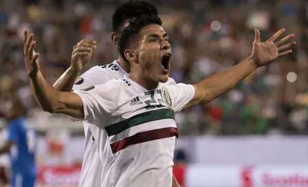 Carlos Vela felicitó a Uriel Antuna por su actuación en Copa Oro