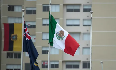 Izan bandera de México en la Villa Panamericana de Lima