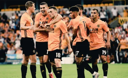 Wolverhampton y Raúl Jiménez vencen a Crusaders en Europa League