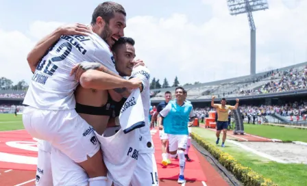 Pumas venció a Necaxa y mantiene paso perfecto